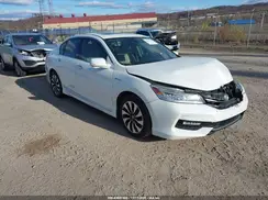 JHMCR6F70HC004651 2017 HONDA ACCORD