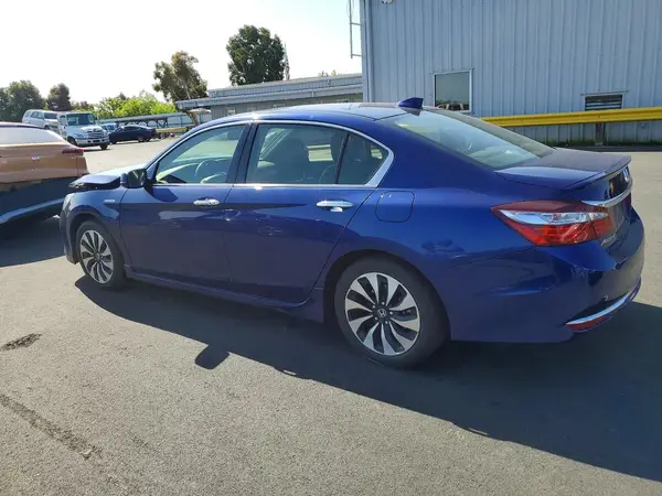 JHMCR6F70HC005685 2017 HONDA ACCORD - Image 2