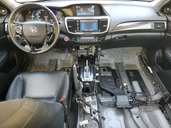 JHMCR6F70HC007694 2017 HONDA ACCORD - Image 8