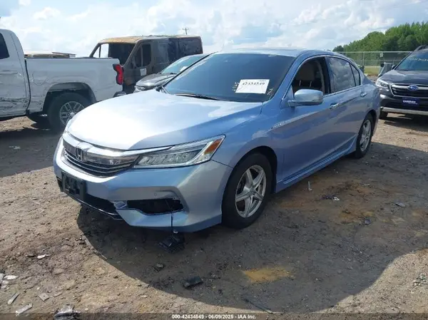 JHMCR6F70HC008134 2017 HONDA ACCORD - Image 2
