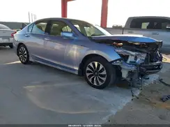 JHMCR6F70HC009221 2017 HONDA ACCORD
