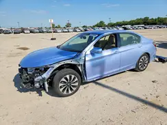 JHMCR6F70HC010868 2017 HONDA ACCORD