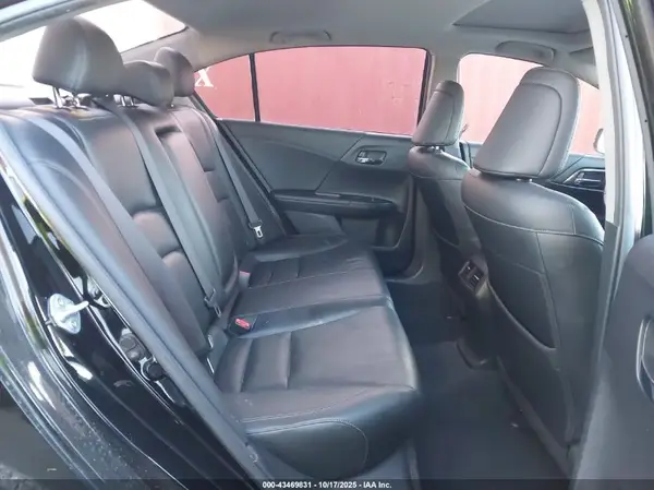JHMCR6F70HC010885 2017 HONDA ACCORD - Image 8