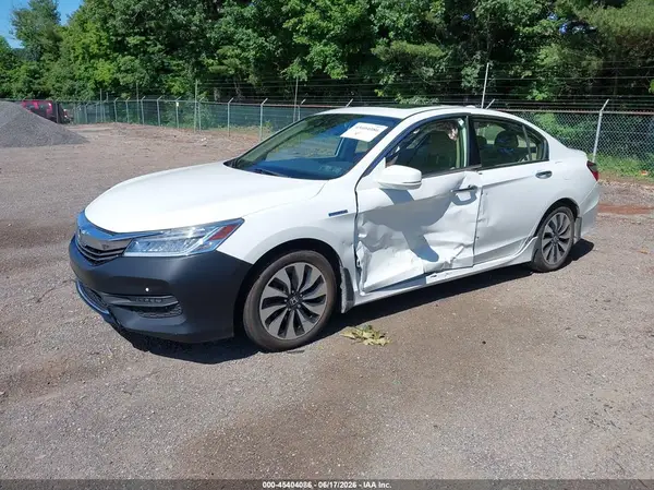 JHMCR6F70HC013043 2017 HONDA ACCORD - Image 2