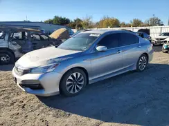 JHMCR6F70HC020252 2017 HONDA ACCORD