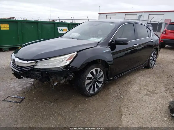 JHMCR6F70HC024169 2017 HONDA ACCORD - Image 2
