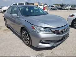 JHMCR6F70HC025466 2017 HONDA ACCORD