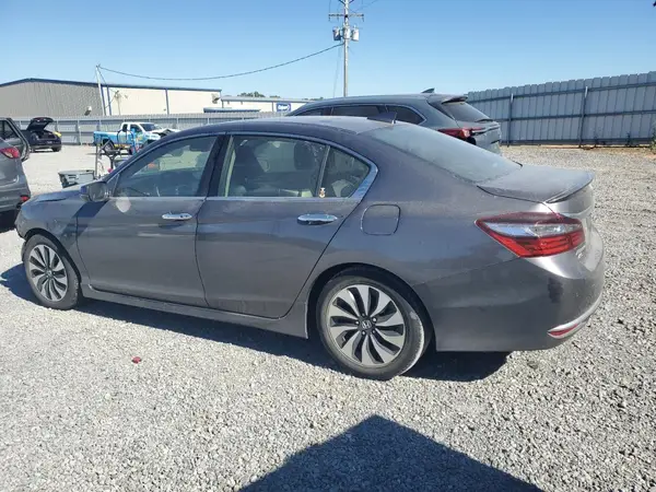 JHMCR6F70HC028450 2017 HONDA ACCORD - Image 2