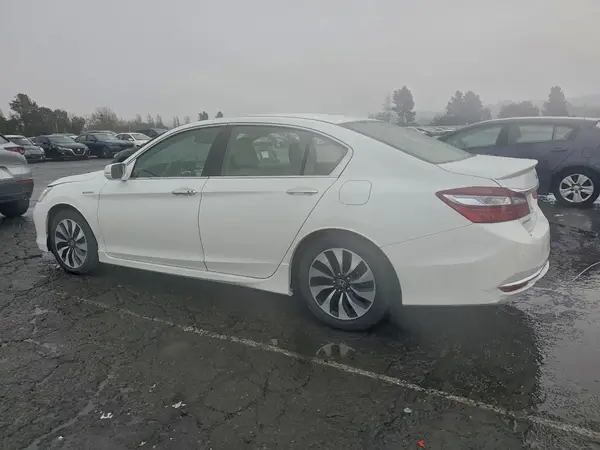 JHMCR6F70HC028836 2017 HONDA ACCORD - Image 2