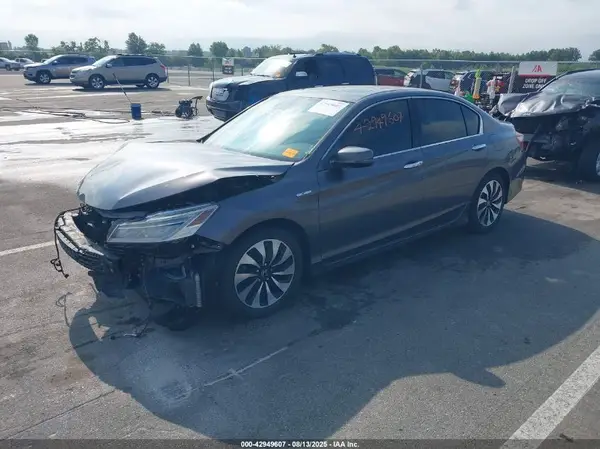JHMCR6F70HC031087 2017 HONDA ACCORD - Image 2