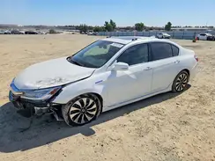 JHMCR6F71HC001158 2017 HONDA ACCORD