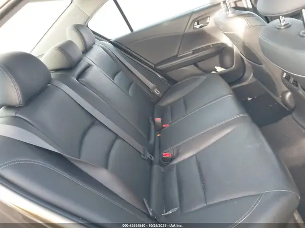 JHMCR6F71HC001189 2017 HONDA ACCORD - Image 8