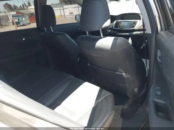 JHMCR6F71HC001984 2017 HONDA ACCORD - Image 8