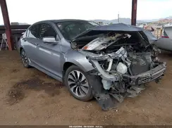 JHMCR6F71HC004111 2017 HONDA ACCORD