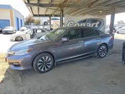 JHMCR6F71HC004643 2017 HONDA ACCORD