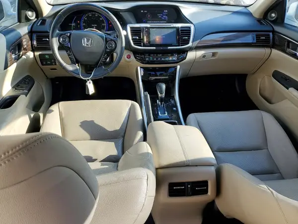 JHMCR6F71HC006019 2017 HONDA ACCORD - Image 8