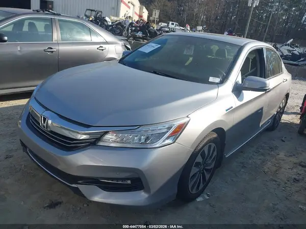 JHMCR6F71HC013827 2017 HONDA ACCORD - Image 2