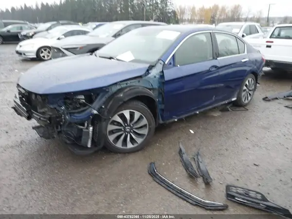 JHMCR6F71HC014623 2017 HONDA ACCORD - Image 2