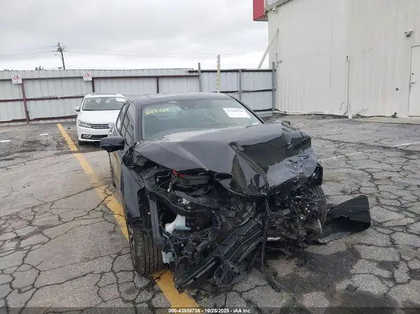 JHMCR6F71HC015352 2017 HONDA ACCORD - Image 1