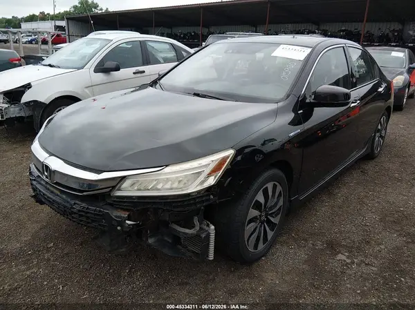 JHMCR6F71HC015920 2017 HONDA ACCORD - Image 2