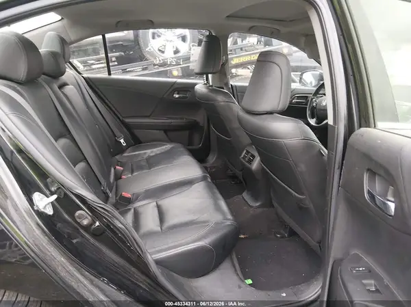 JHMCR6F71HC015920 2017 HONDA ACCORD - Image 8