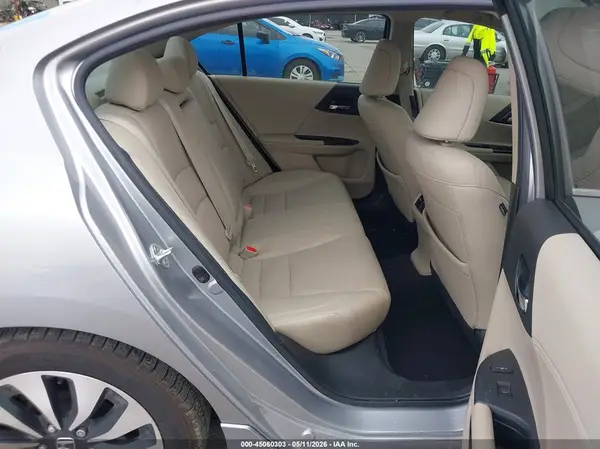JHMCR6F71HC028330 2017 HONDA ACCORD - Image 8