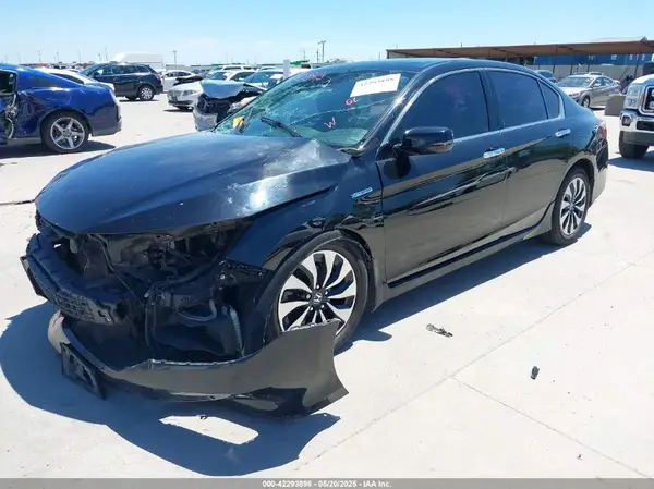 JHMCR6F71HC030756 2017 HONDA ACCORD - Image 2