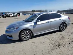 JHMCR6F71HC031132 2017 HONDA ACCORD