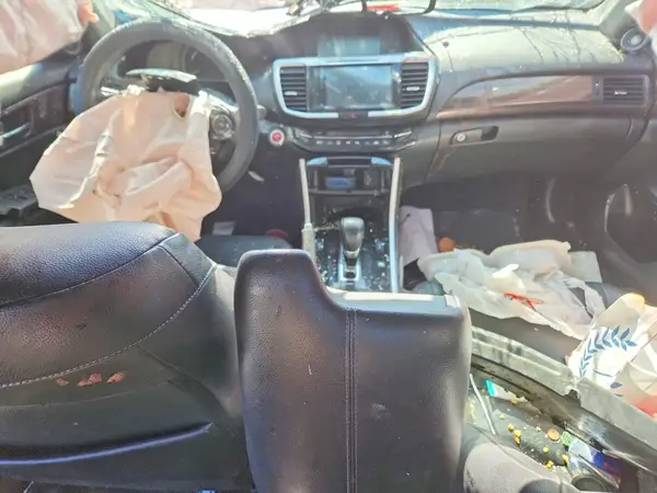 JHMCR6F72HC006580 2017 HONDA ACCORD - Image 8
