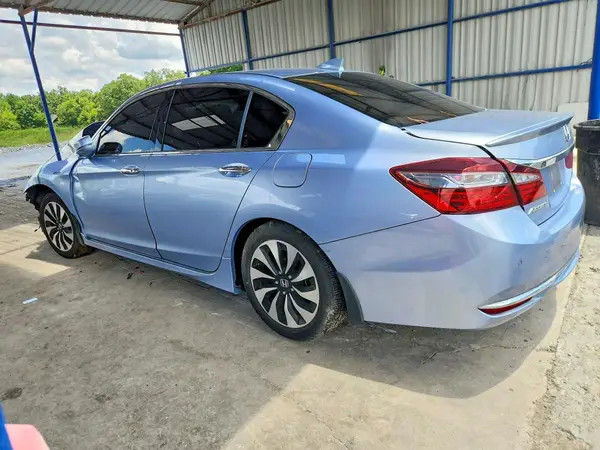 JHMCR6F72HC006966 2017 HONDA ACCORD - Image 2