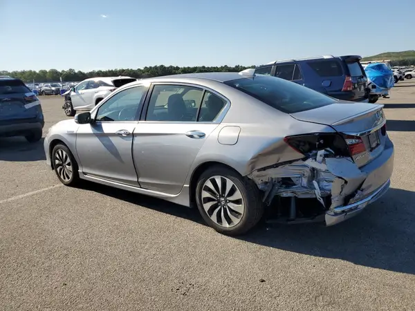 JHMCR6F72HC008801 2017 HONDA ACCORD - Image 2