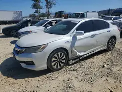 JHMCR6F72HC009043 2017 HONDA ACCORD
