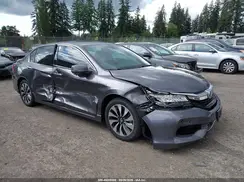 JHMCR6F72HC013190 2017 HONDA ACCORD