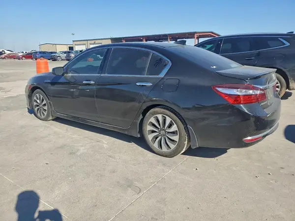 JHMCR6F72HC013383 2017 HONDA ACCORD - Image 2