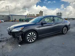 JHMCR6F72HC013576 2017 HONDA ACCORD