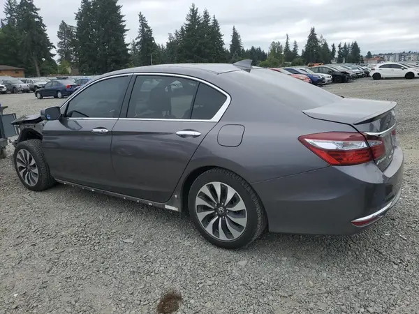 JHMCR6F72HC015067 2017 HONDA ACCORD - Image 2