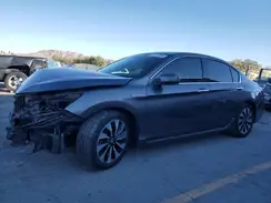 JHMCR6F72HC020009 2017 HONDA ACCORD