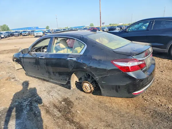 JHMCR6F72HC023847 2017 HONDA ACCORD - Image 2