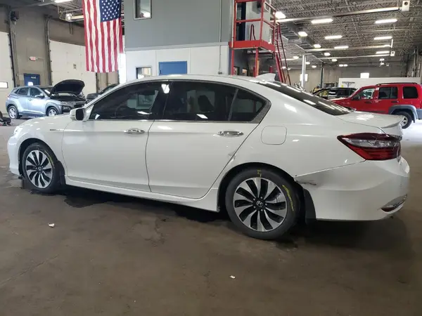 JHMCR6F72HC024996 2017 HONDA ACCORD - Image 2