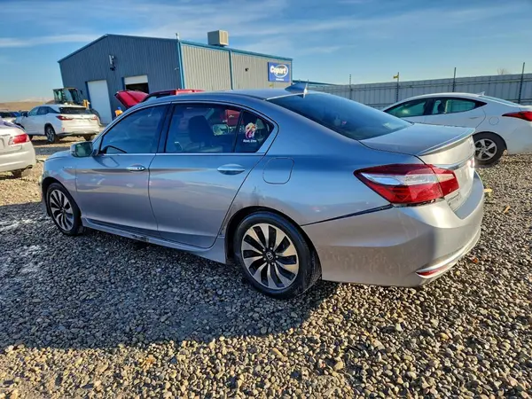 JHMCR6F72HC025467 2017 HONDA ACCORD - Image 2