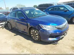 JHMCR6F72HC025713 2017 HONDA ACCORD
