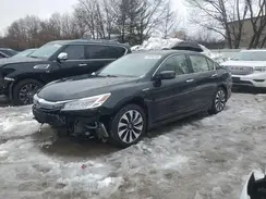 JHMCR6F72HC025825 2017 HONDA ACCORD