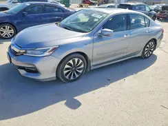 JHMCR6F72HC029860 2017 HONDA ACCORD