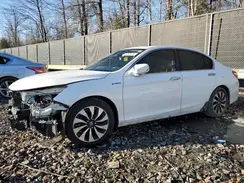 JHMCR6F72HC030636 2017 HONDA ACCORD