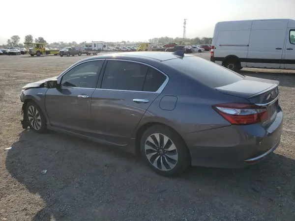 JHMCR6F72HC800365 2017 HONDA ACCORD - Image 2
