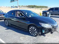 JHMCR6F73HC001808 2017 HONDA ACCORD
