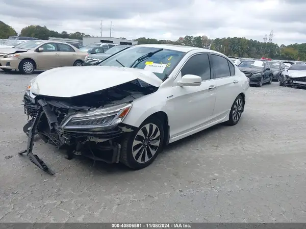 JHMCR6F73HC004661 2017 HONDA ACCORD - Image 2