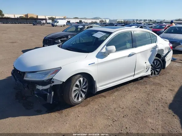 JHMCR6F73HC009651 2017 HONDA ACCORD - Image 2