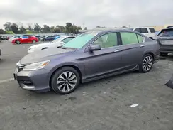 JHMCR6F73HC010668 2017 HONDA ACCORD
