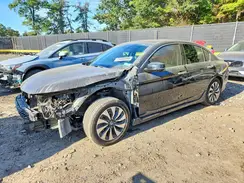 JHMCR6F73HC011027 2017 HONDA ACCORD